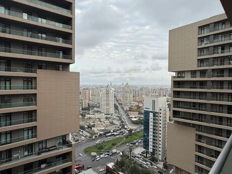 3 otaqlı yeni tikili - 8 Noyabr m. - 148 m²