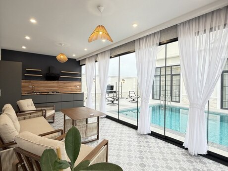 4 otaqlı həyət evi/bağ evi - Mərdəkan q. - 210 m²