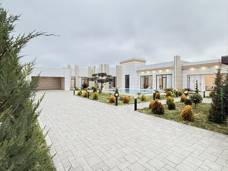 5 otaqlı həyət evi/bağ evi - Mərdəkan q. - 260 m²