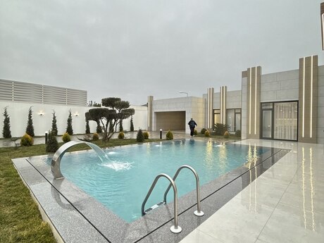 5 otaqlı həyət evi/bağ evi - Mərdəkan q. - 260 m²