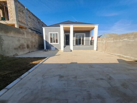 Satılır 4 otaqlı həyət evi/bağ evi 124 m², Yeni Suraxanı q.