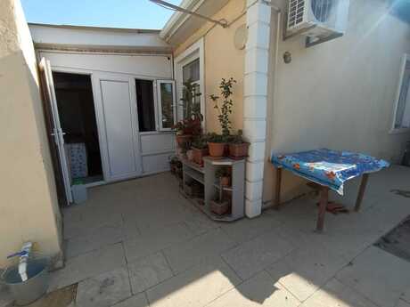 Satılır 5 otaqlı həyət evi/bağ evi 115 m², Binəqədi q.