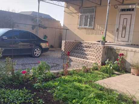 Satılır 3 otaqlı həyət evi/bağ evi 116 m², Buzovna q.