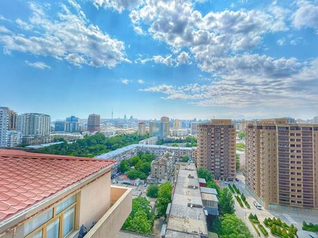 4 otaqlı yeni tikili - 28 May m. - 180 m²