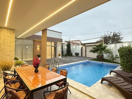 4 otaqlı həyət evi/bağ evi - Bilgəh q. - 250 m²
