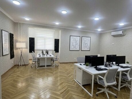 Elan №5923842 - Bakı, Gənclik m., 4 otaqlı, 120 m²