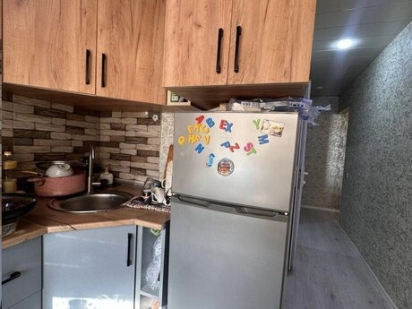 2 otaqlı köhnə tikili - Xalqlar Dostluğu m. - 50 m²