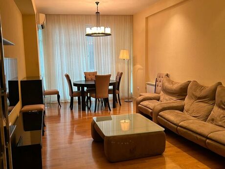 Elan №5924013 - Bakı, Şah İsmayıl Xətai m., 2 otaqlı, 90 m², 14/17 mərtəbə