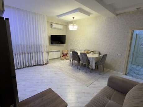 Satılır 2 otaqlı yeni tikili 50 m², Badamdar q.