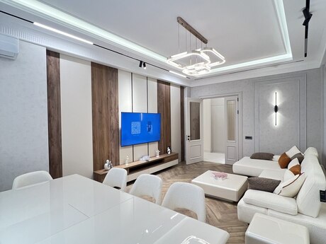3 otaqlı yeni tikili - Elmlər Akademiyası m. - 120 m²