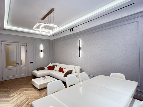 3 otaqlı yeni tikili - Elmlər Akademiyası m. - 120 m²