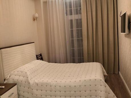 2 otaqlı yeni tikili - Azadlıq Prospekti m. - 68 m²