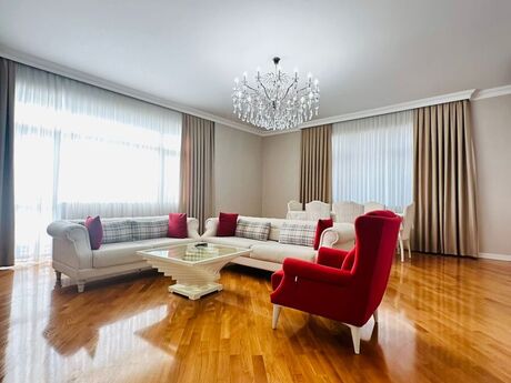 Объявление №5924155 - Баку, пос. Бадамдар, 3-комн., 150 м², 10/20 этаж