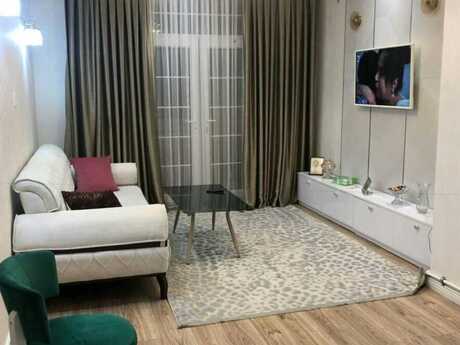 2 otaqlı yeni tikili - Azadlıq Prospekti m. - 70 m²