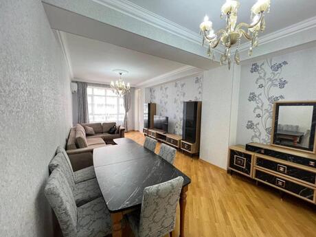 Elan №5924303 - Bakı, Şah İsmayıl Xətai m., 2 otaqlı, 100 m², 12/20 mərtəbə