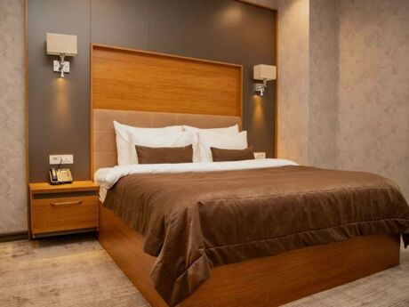 Elan №5924476 - Bakı, Nəsimi r., 2500 m²