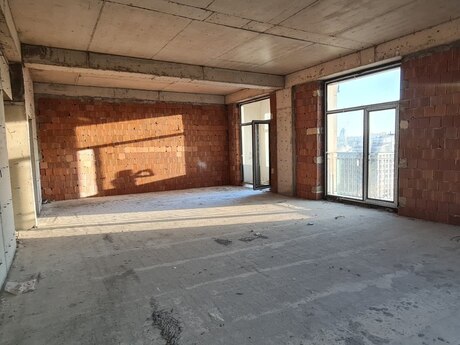 2-комнатная квартира, 97,5 м², 28 May: 351 000 ₼ 3