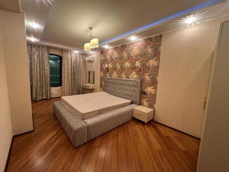 4 otaqlı yeni tikili - Şah İsmayıl Xətai m. - 200 m²