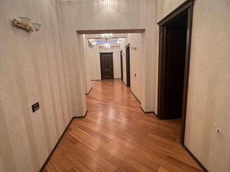 4 otaqlı yeni tikili - Şah İsmayıl Xətai m. - 200 m²
