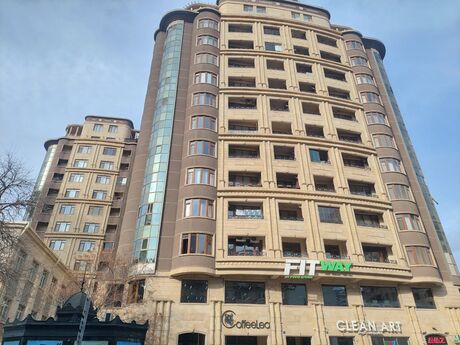 Elan №5887957 - Bakı, Nizami m., 3 otaqlı, 151 m², 5/14 mərtəbə