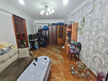 Satlr 2 otaql khn tikili 37 m, Nrimanov r.