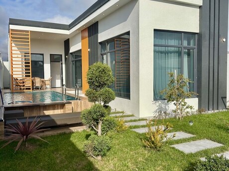 4 otaqlı həyət evi/bağ evi - Şağan q. - 140 m²