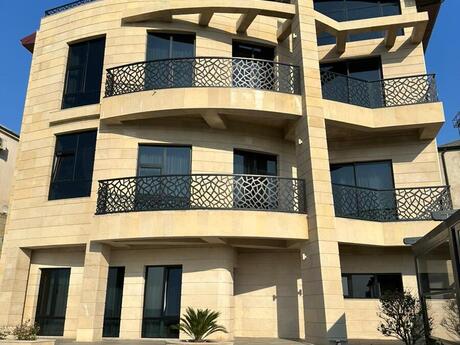 10 otaqlı həyət evi/bağ evi - 9-cu mikrorayon q. - 1000 m²