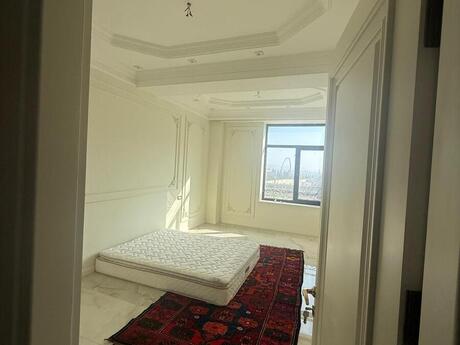 5 otaqlı yeni tikili - Ağ şəhər q. - 200 m²
