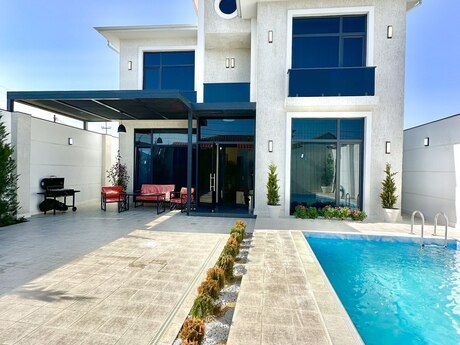 5 otaqlı həyət evi/bağ evi - Şüvəlan q. - 240 m²