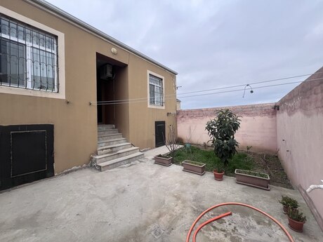 Satılır 3 otaqlı həyət evi/bağ evi 81 m², Sumqayıt