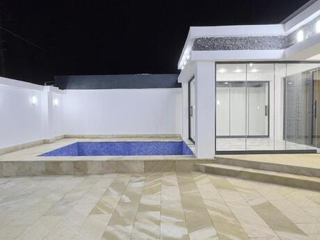 4 otaqlı həyət evi/bağ evi - Mərdəkan q. - 180 m²