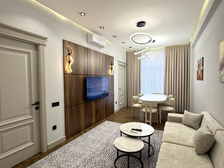 Elan №5926005 - Bakı, Nərimanov r., 3 otaqlı, 76 m², 3/17 mərtəbə