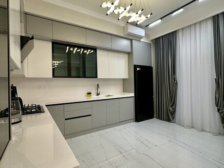 3 otaqlı yeni tikili - 28 May m. - 120 m²