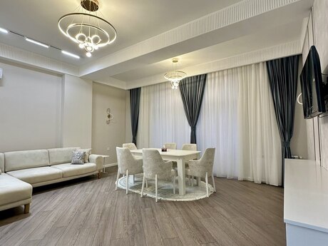 3 otaqlı yeni tikili - 28 May m. - 120 m²