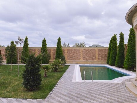 7 otaqlı həyət evi/bağ evi - Kürdəxanı q. - 250 m²