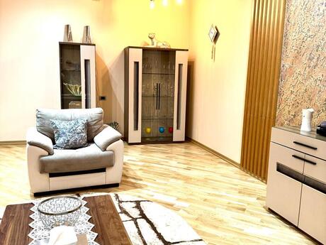 3 otaqlı mənzil, 140 m², 28 May: 510 000 ₼ 5