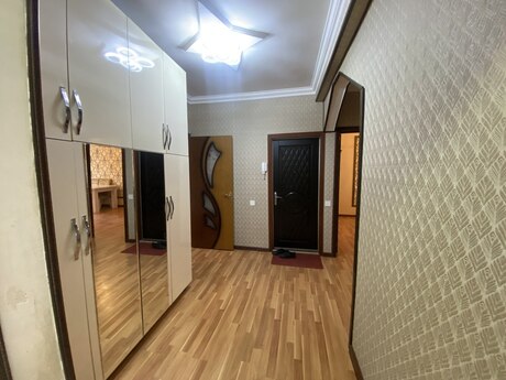 4 otaqlı köhnə tikili - Bakıxanov q. - 95 m²