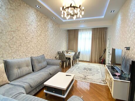 Elan №5926680 - Bakı, İnşaatçılar m., 2 otaqlı, 67 m², 10/18 mərtəbə