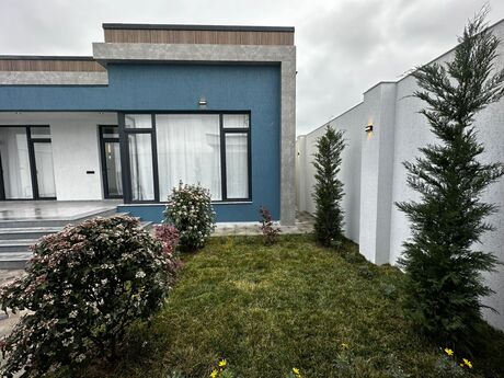 4 otaqlı həyət evi/bağ evi - Şüvəlan q. - 160 m²