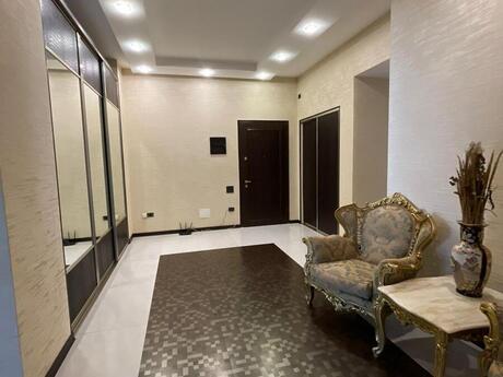 4 otaqlı yeni tikili - 28 May m. - 180 m²