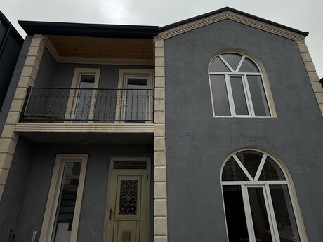 Satılır 4 otaqlı həyət evi/bağ evi 158 m², Binə q.