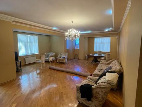 3-room apartment, 168 m², 28 May: 390 000 ₼ 2