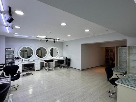 Obyekt - Elmlər Akademiyası m. - 560 m²