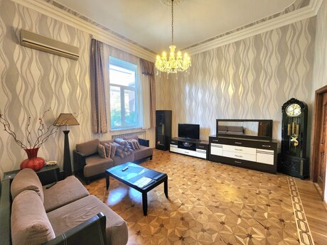 2 rooms · 70 m² · floor 3/5, Sahil