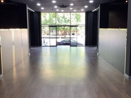 Obyekt - Nərimanov r. - 1800 m²