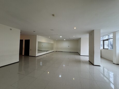 Obyekt - Gənclik m. - 450 m²