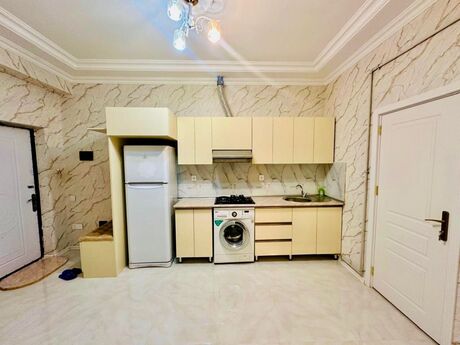 Satılır 3 otaqlı yeni tikili 77 m², Saray q.