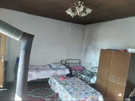 Satılır 2 otaqlı həyət evi/bağ evi 100 m², Gəncə