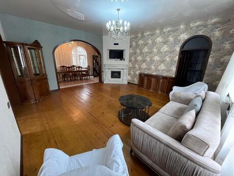 5 otaqlı həyət evi/bağ evi - Badamdar q. - 300 m²