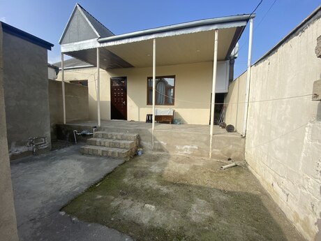 Satılır 9 otaqlı həyət evi/bağ evi 270 m², Xırdalan